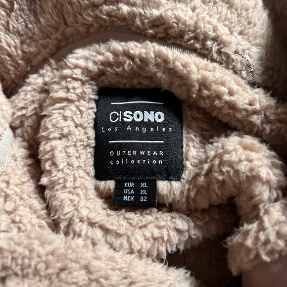 Teddy bear button down - Picture 2 of 4